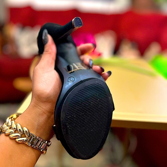 Fashion Nova TNT Black Stiletto Platform Sandal - Picture 9 of 14